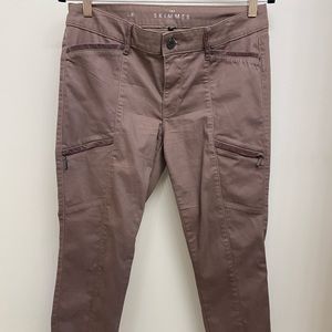 White House Black Market skimmer pants